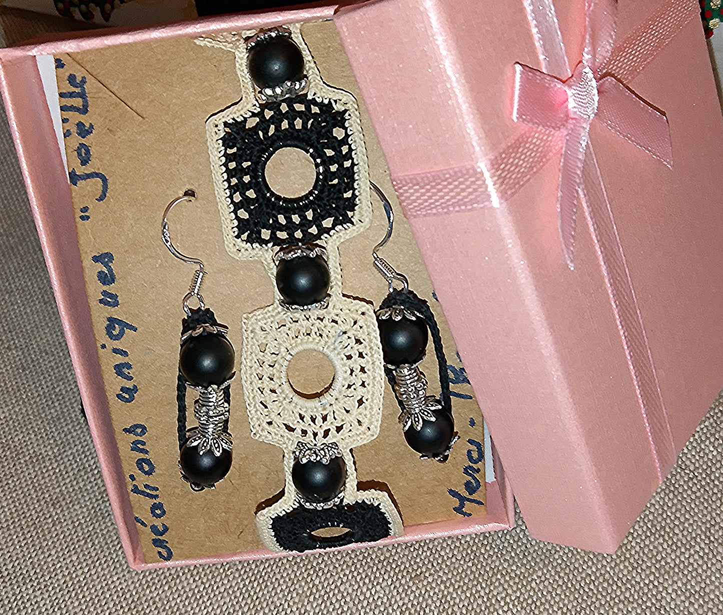 Ensemble beige et noir Christiane