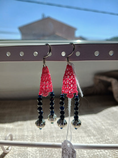 Boucles d'oreilles crochet coton rose soutenu — Saphir facetté — Argent 925