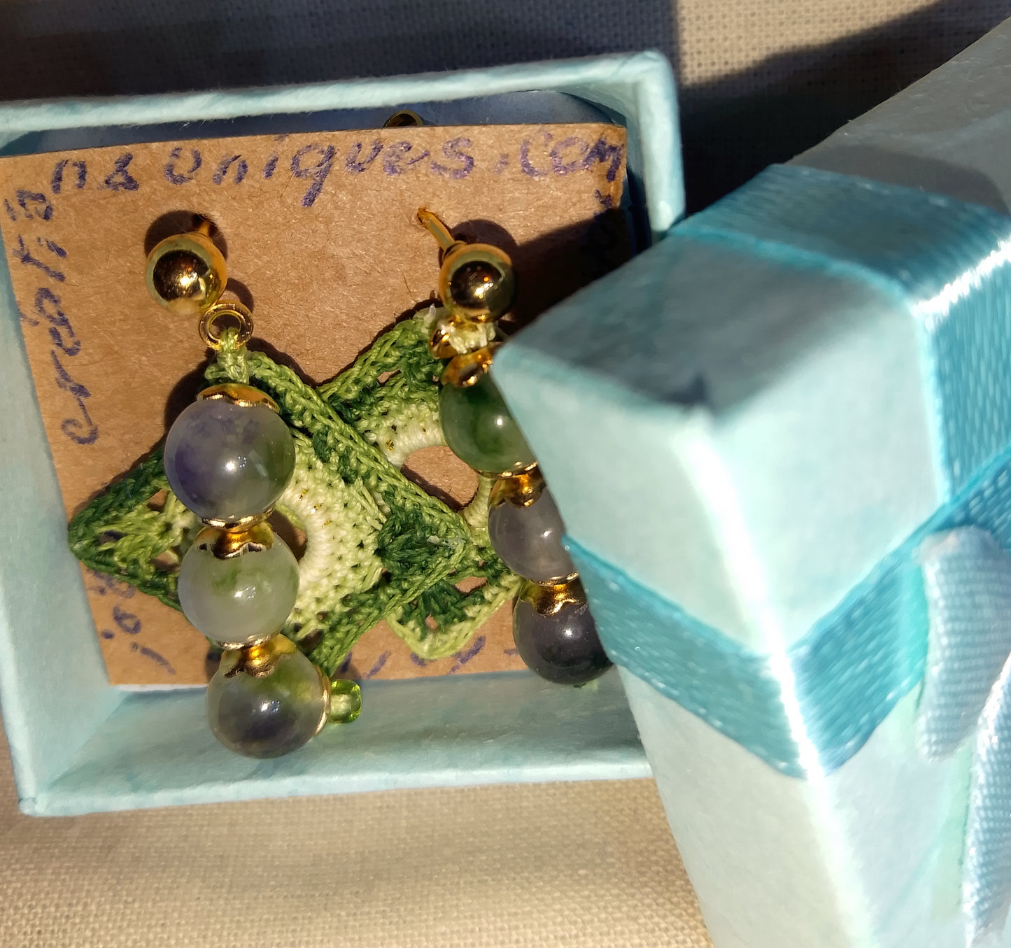 Boucles d'oreilles dégradé de vert perles de jaspe violet