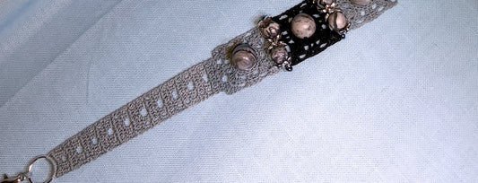 Bracelet gris et noir perles de jaspe Picasso crochet artisanal fait main France