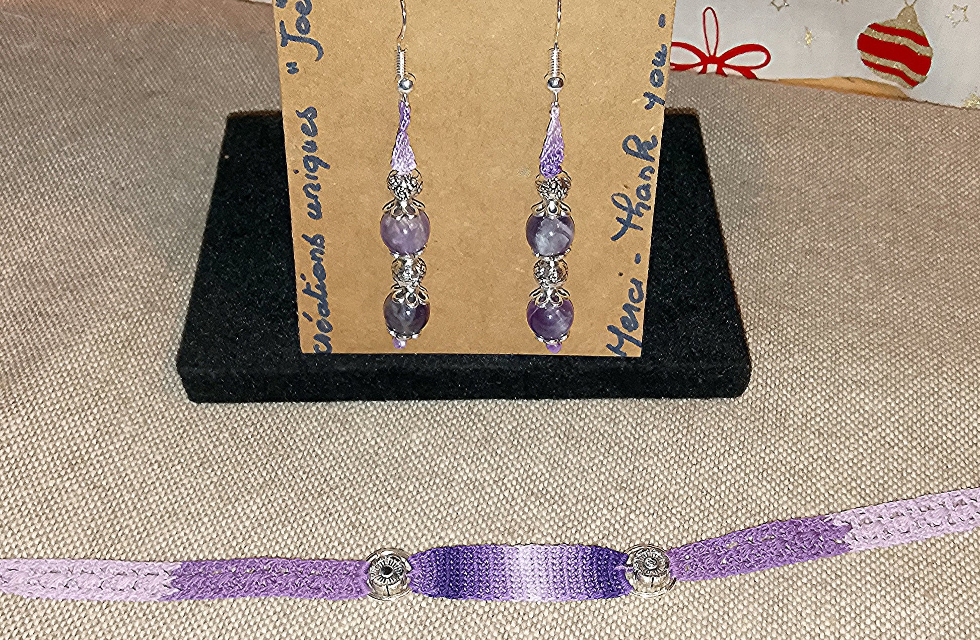 Ensemble bracelet et boucles d'oreilles fait main en France crochet artisanal perles d'améthyste
