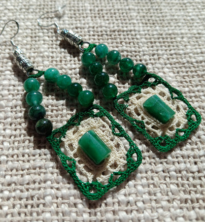 Boucles d'oreilles crochet coton beige & vert foncé — Émeraude — Argent 925