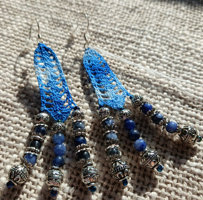 Boucles d'oreilles crochet coton dégradé bleu – Sodalite & Argent 925
