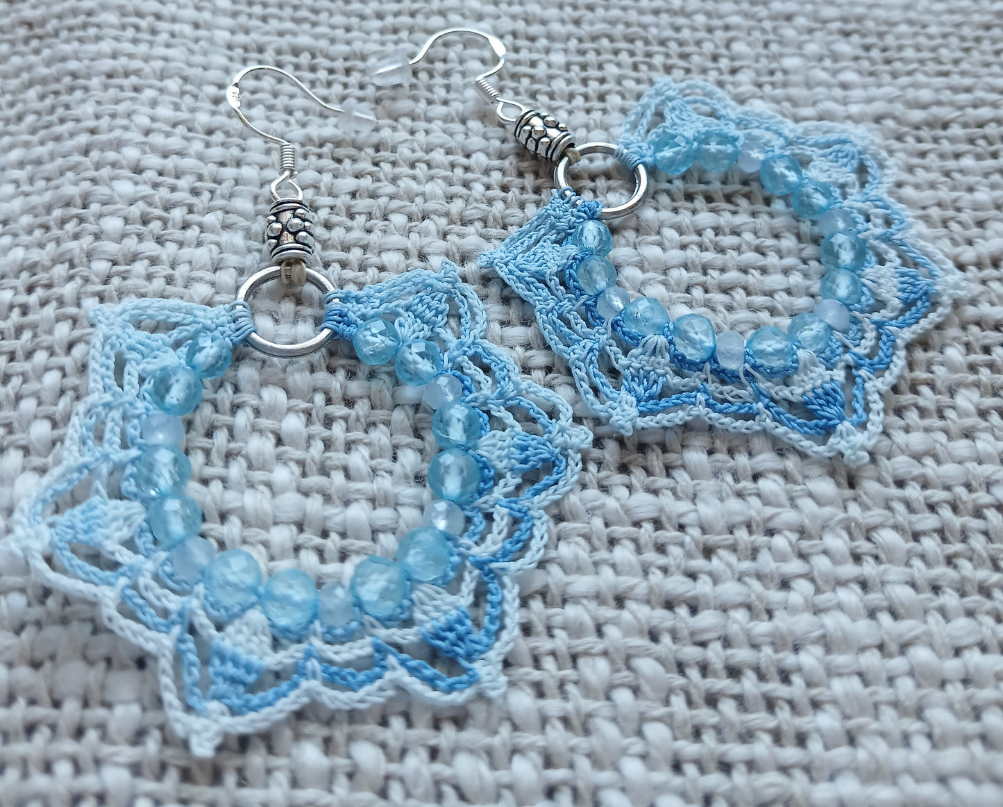 Boucles d'oreilles crochet — Topaze & Aigue-Marine