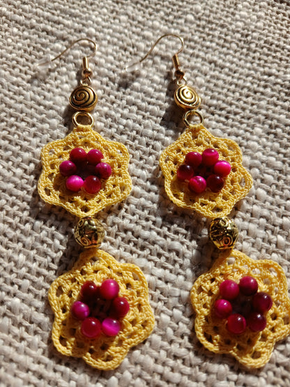 Boucles d'oreilles Crochet Jaune – Perles Œil de Tigre Rouge