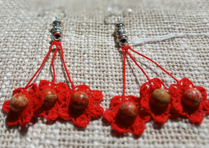 Boucles d'oreilles 3 fleurs crochet coton rouge vermillon — Jaspe rouge & orange — Argent 925