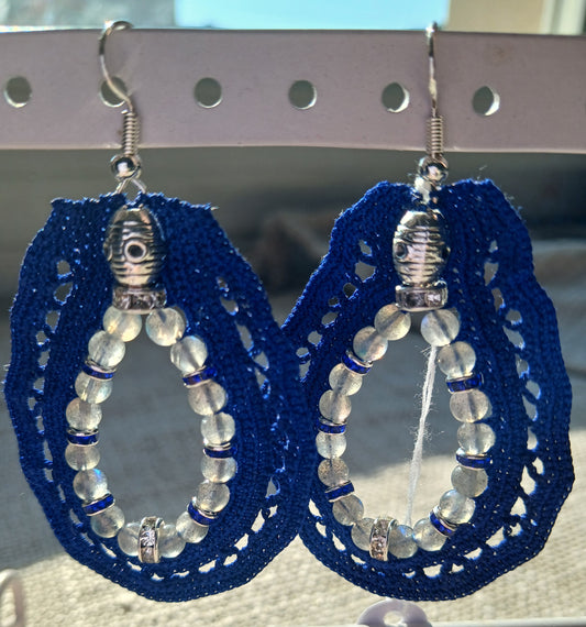 Boucles d'oreilles crochet coton bleu marine — Labradorite & Strass bleus — Argent 925