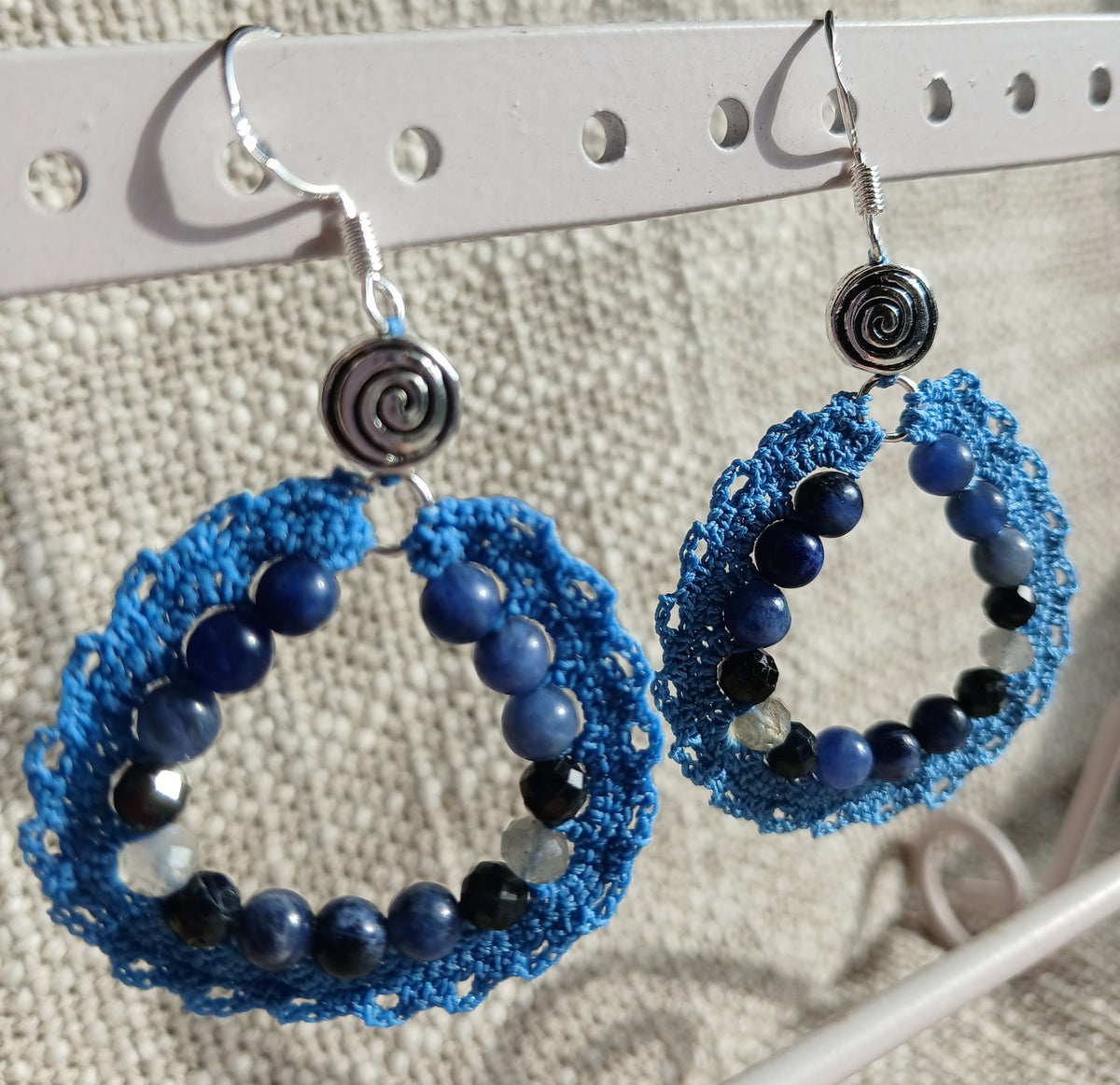 Boucles d'oreilles Sodalite, Saphir & Labradorite