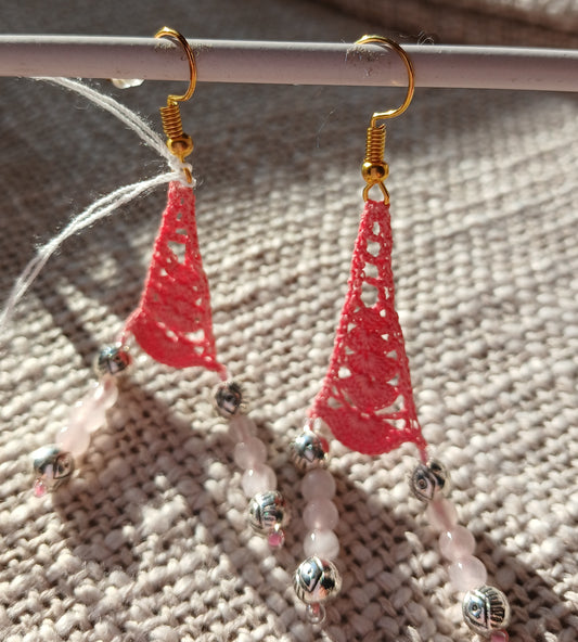 Boucles d'oreilles Crochet Rose Soutenu – Perles de Quartz Rose Pâle