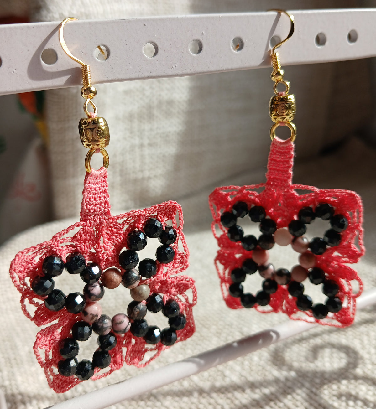 Boucles d'oreilles  Tourmaline noire & Rhodonite