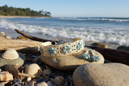 Ensemble Sylvianne au bord de l'océan ensoleillé